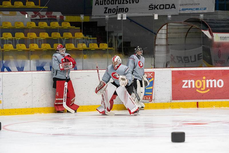 Hokejisté Znojma zahájili přípravu na ledu na další ročník v mezinárodní soutěži ICEHL. Ta startuje v polovině září.