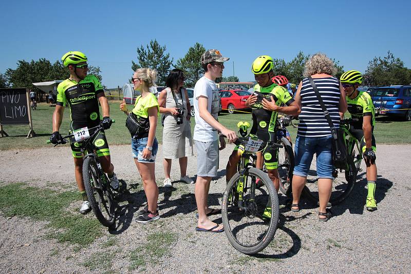 Vinařská 50 přilákala v sobotu do Šatova na 1200 cyklistů.