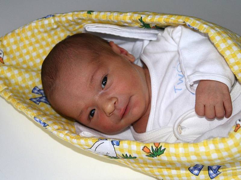 Diego Ondrák, 51cm, 3680g, 7.1.2010, Znojmo