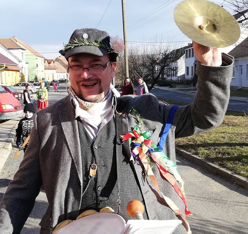 Pestrý masopust oslavili v sobotu v Jezeřanech Maršovicích. Foto: archiv obce