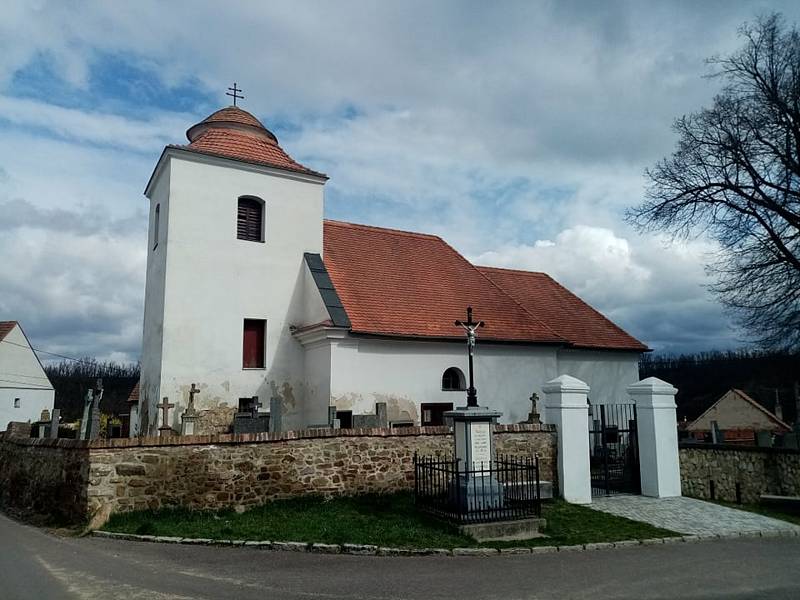 Procházka z Moravského Krumlova do Ivančic.