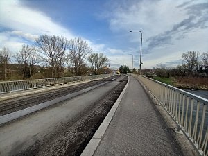 Práce na opravě mostu v Tasovicích začaly 11. března.