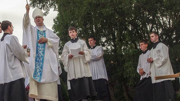 První červencovou sobotu slaví věřící v Hlubokých Mašůvkách tradičně hlavní pouť.