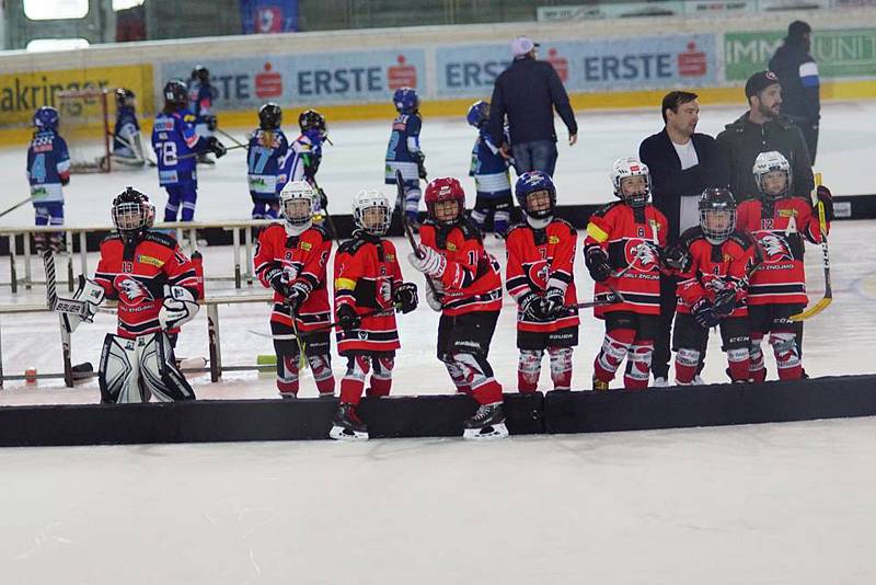 Celek U8 hokejových Orlů uzavřel sezonu prvním postem na vídeňském Kids Cupu. Ve finále zdolal Graz 4:1.