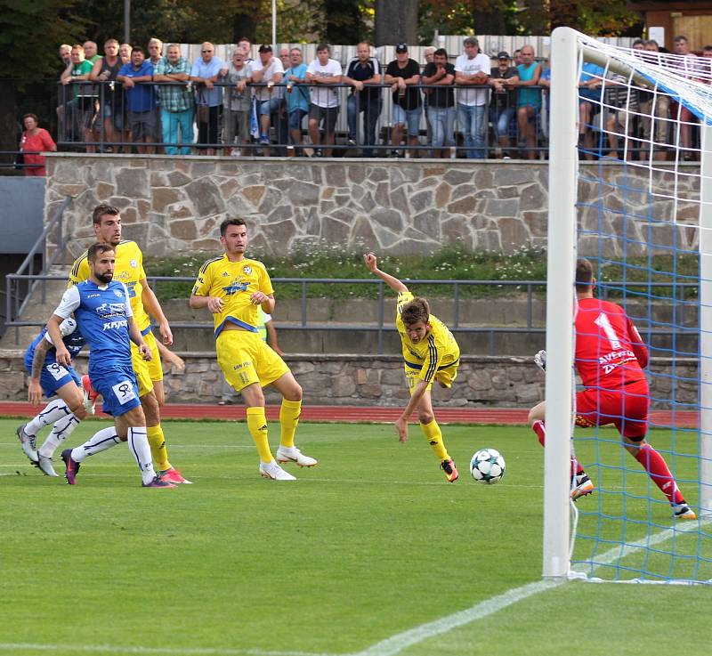 V prvním kole Fortuna národní lize se střetly celky 1. SC Znojmo FK (v modrém) - FK Varnsdorf.