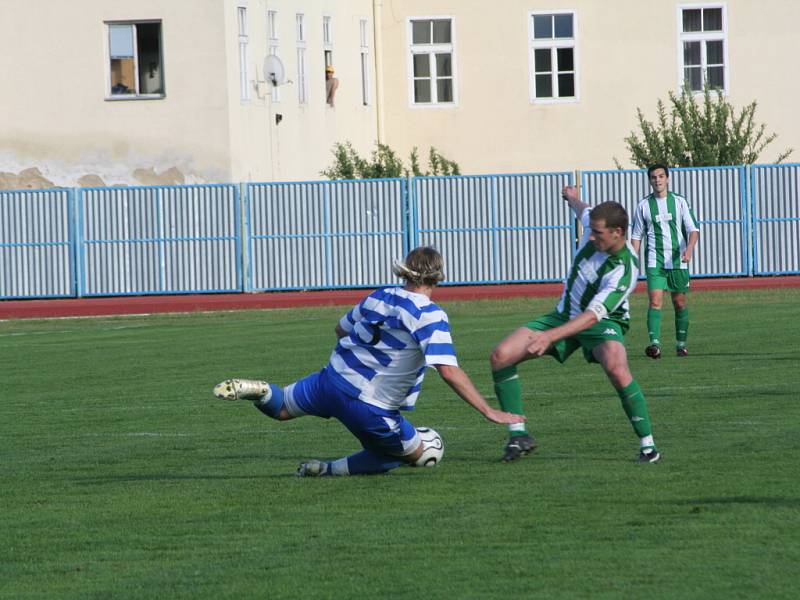 Rezerva 1. SC Znojmo remizovala s Miroslaví 2:2.