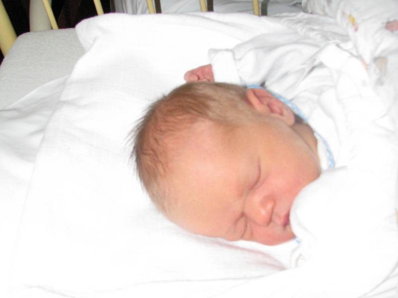 Natálie Marešová, 48cm, 2700g, 19.3.2008, Znojmo