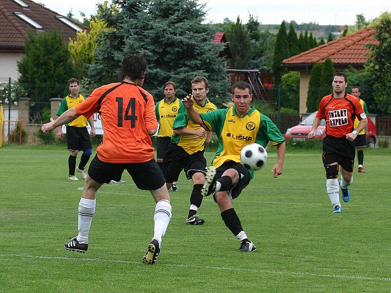 Fotbalisté Inzert Expresu do sítě Ráječka nasázeli šest branek a jen dvakrát sami inkasovali.