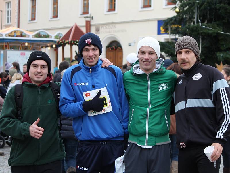 První adventní neděli vyběhli na znojemská náměstí sportovci z různých koutů České republiky.