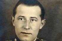 Před 110 lety se narodil pilot Josef Plechatý.