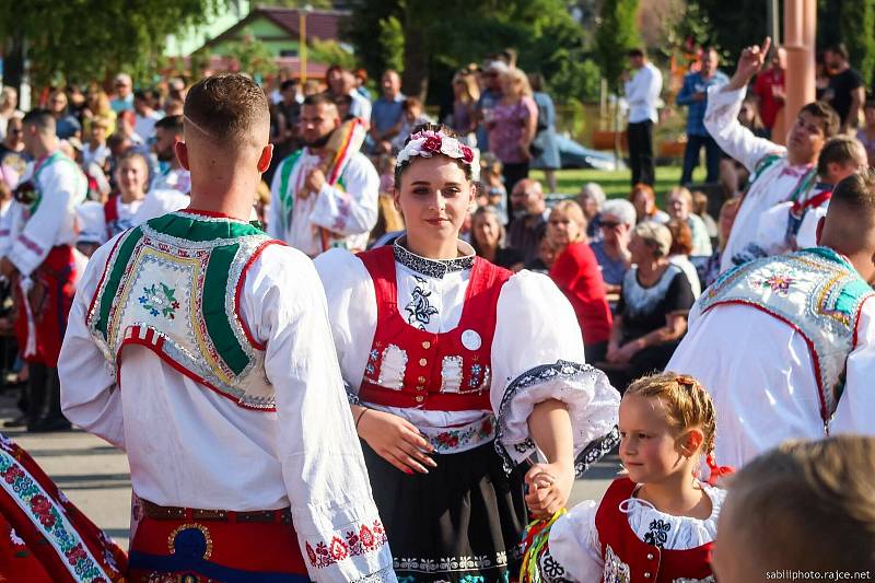 Miroslavská chasa slavila tradiční krojované hody.