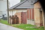 Na vesnici téměř revoluční přístup zvolil starosta Dyjákovic na Znojemsku, když vyzval obyvatele k úklidu před domy.