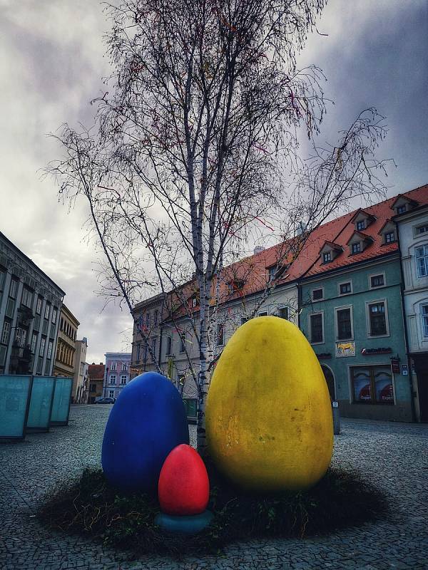 Velikonoční procházka Znojem nabízí velikonoční výzdobu.