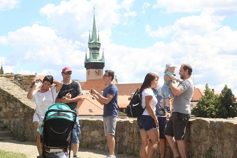 Davy turistů už druhý měsíc objevují krásy Znojma.