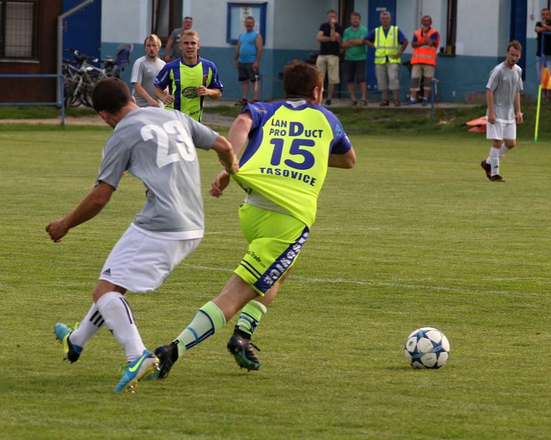 27. kolo Divize skupiny D mezi Tasovicemi a Břeclaví přineslo remízu 1:1.