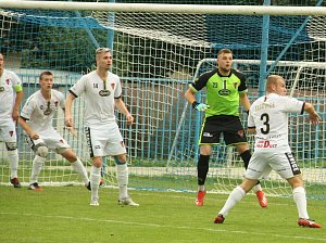 Fotbalisté TJ Sokol Tasovice porazili 1:4 ve třetím kole divize D Bystřici nad Pernštejnem. Již v neděli vyzvou doma celek Hodonína.