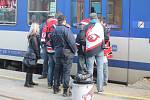 Na Štěpána se ve Vídní odehrálo další derby EBEL Vídeň - Znojmo. Ze Znojma Fanclub zorganizoval vlakový výjezd. Celkem do Vídně dorazilo přes 300 českých i rakouských fandů znojemských Orlů a to i po vlastní ose.