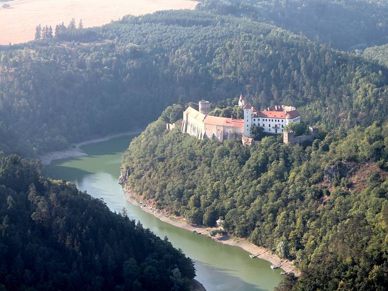 Sucho na Bítovsku podle některých chatařů ukončilo sezonu pro turisty i rybáře už v polovině prázdnin.