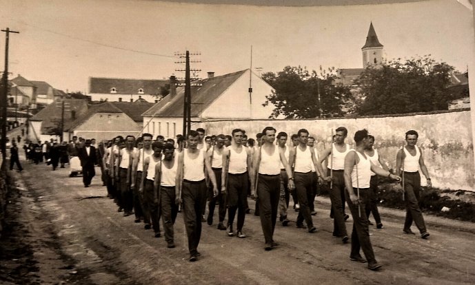 Okresní Spartakiáda ve Znojmě 1960.
