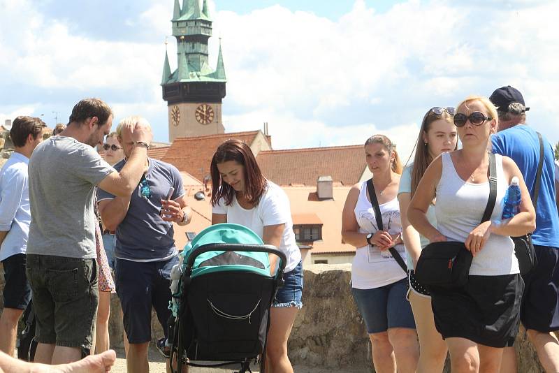 Turisté objevují krásy Znojma.