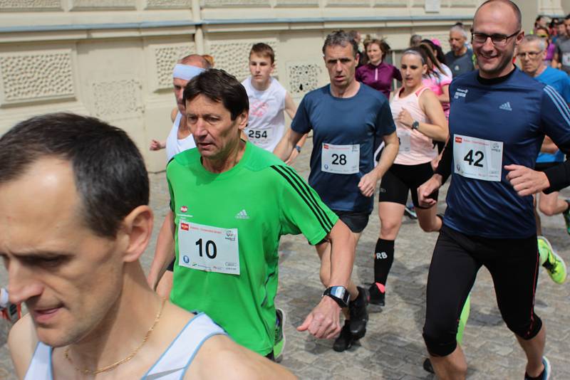 Běh O pohár starosty zakončil první květnovou sobotu patnáctý ročník Znojemského běžeckého poháru.