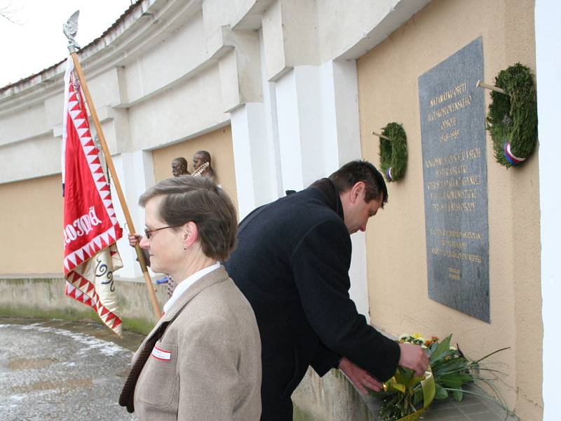 Znojmo uctilo památku politických vězňů