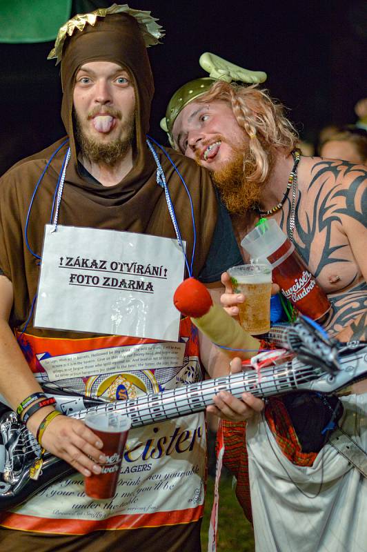 Moravský Krumlov zažil další ročník metalového a rockového festivalu Rock Heart. Foto: Kristýna Sklenářová