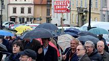 Ve Znojmě protestovalo proti krokům premiéra Babiše a za fungující justici i vládu mezi dvěma až třemi stovkami lidí.