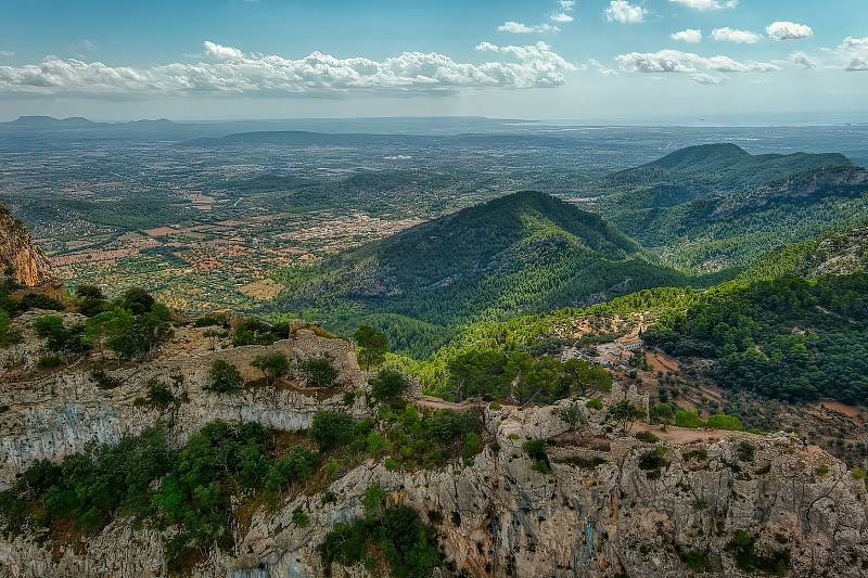 Z cest po Mallorce. Zřícenina Castell d'Alaró a okolí.