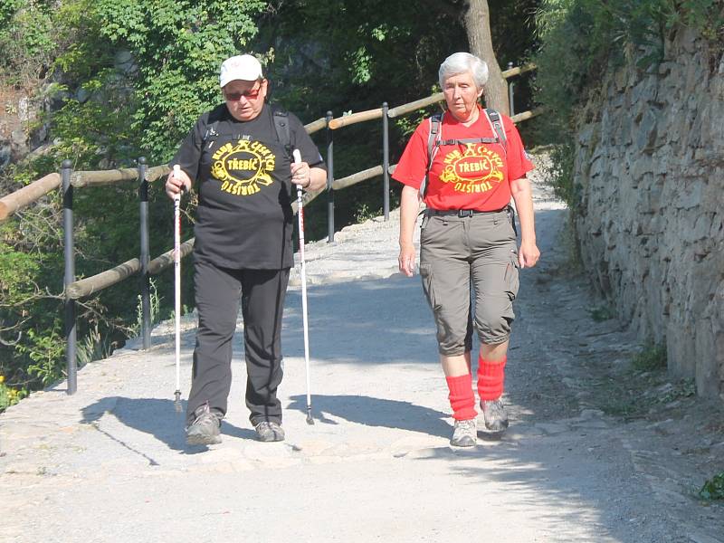 Desítky skupinek turistů vyrazily již na jedenáctý ročník turistického pochodu s názvem Eurovýšlap.