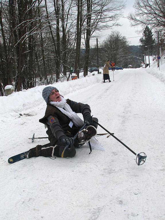 Ve Vranově nad Dyjí soutěžili lyžníci. 