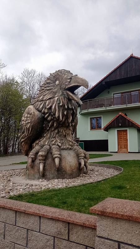 Z jarního výletu na Vranovsko. Rozhledna Rumburak.