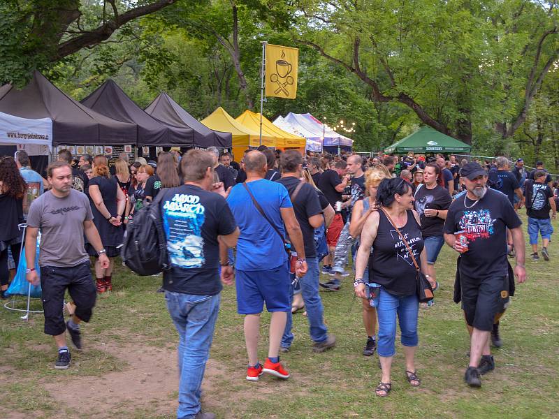 Moravský Krumlov zažil další ročník metalového a rockového festivalu Rock Heart. Foto: Kristýna Sklenářová