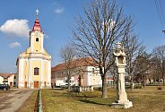 Kostel Nanebevzetí Panny Marie Hevlín