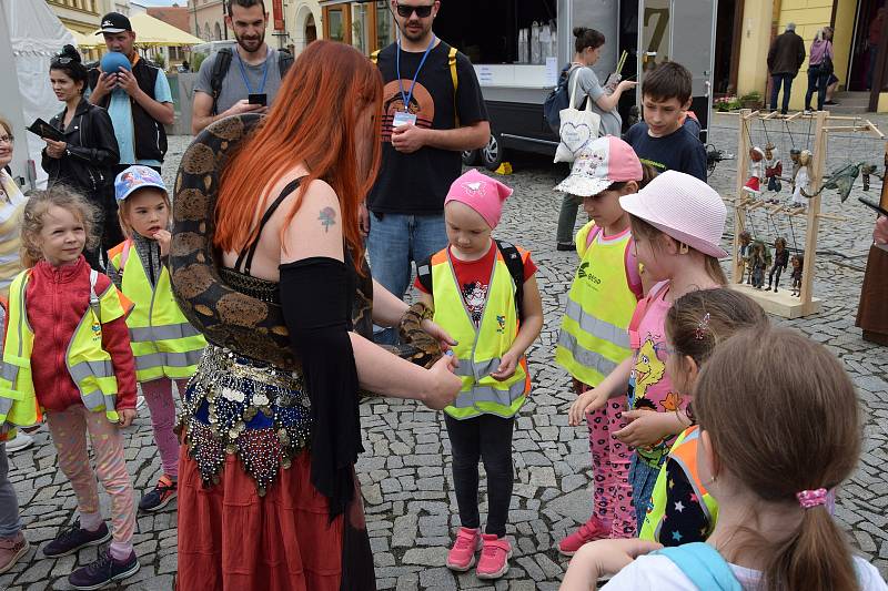 Po vynucené pauze lákaly do centra Znojma tradiční dny partnerských měst.