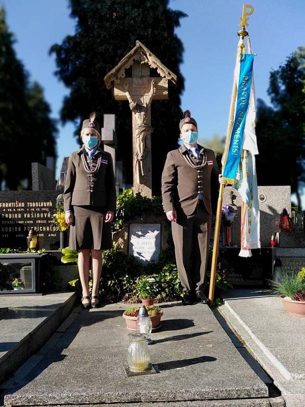 Orli ve Znojmě uctili památku obětí II. světové války a svých padlých hrdinů.