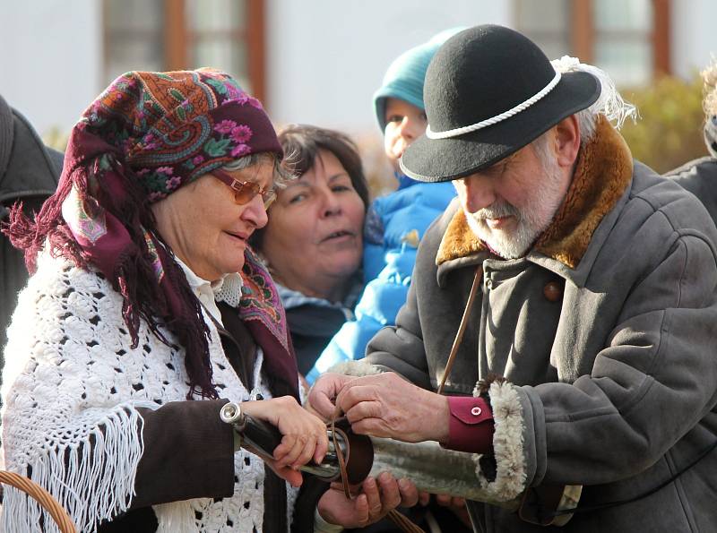 Svatomartinské slavnosti v Hnanicích pořádal Spolek přátel Hroznové kozy.