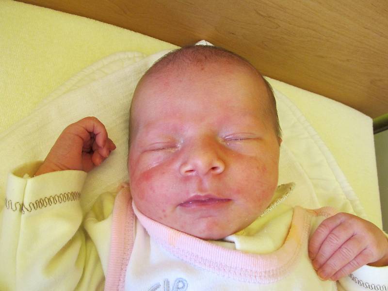 Lenka Jonáková, 25.8., 48 cm, 3140 g, Načeratice