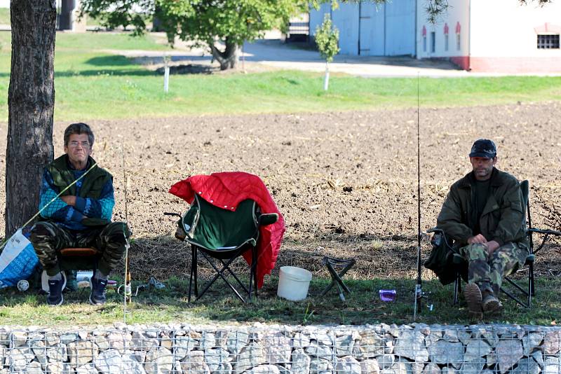 Suchohrdly u Miroslavi ožily třetí zářijovou sobotu rybářskými závody.