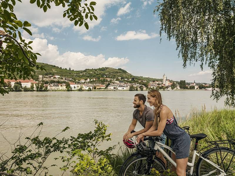 Víno, příroda, tradice i historie, Dolní Rakouskou nabízí zážitky na kole i pěšky.