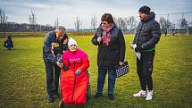 Spolek Matky v běhu ve spolupráci s práčskými fotbalisty uspořádal druhou lednovou sobotu Běh pro Lucinku. Jeho cílem bylo podpořit handicapovanou dívku.