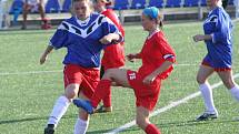 Fotbalistky Jevišovic, které za sebou mají domácí premiéru, podlehly Ivančicím 0:4.