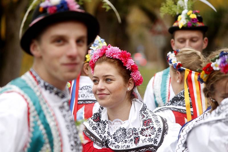 Na Kateřisnké hody zvala celou předposlední listopadovou sobotu krojovaná chasa mladých z Chvalovic.