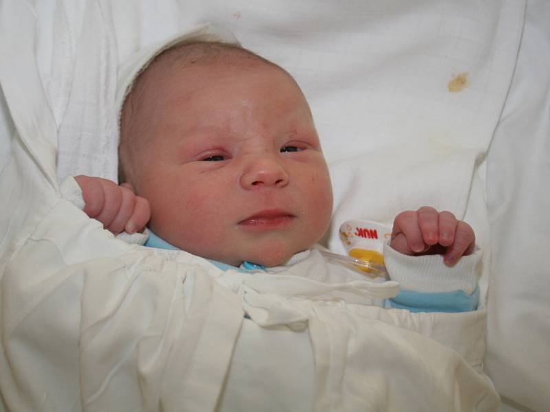 Leonard Příkazský, 54cm, 4000g, 27.2.2008, Znojmo