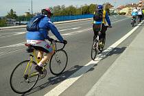 Cyklisté ve Znojmě. Ilustrační foto.