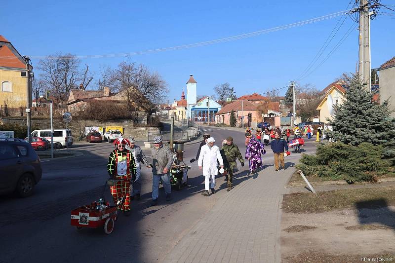 Ostatkové veselí se o víkendu v vrátilo i do Tasovic.