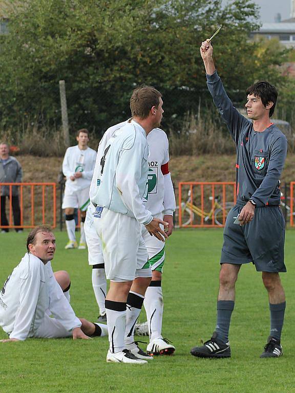 Inzert Expres porazil Rousínov 3:1. 