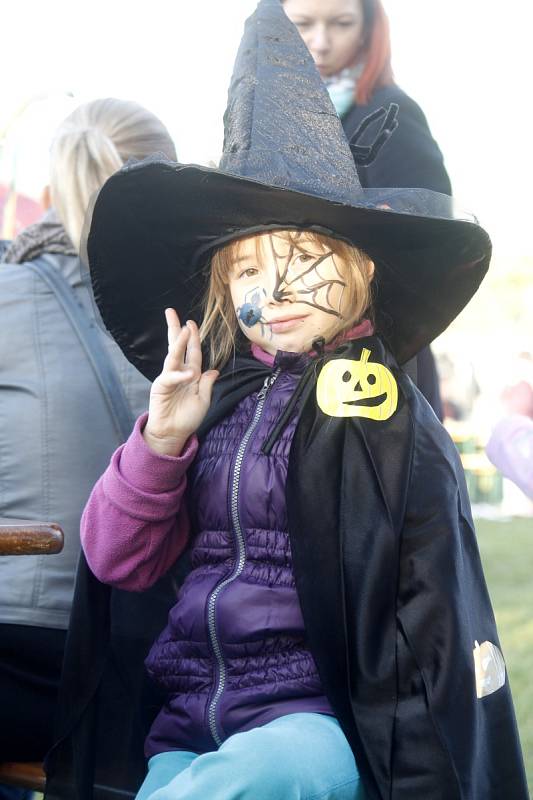 Hodonické a Tasovické děti se bavily při oslavách Halloweenu.