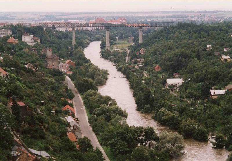 Povodně v létě 2002 na Znojemsku a Břeclavsku.