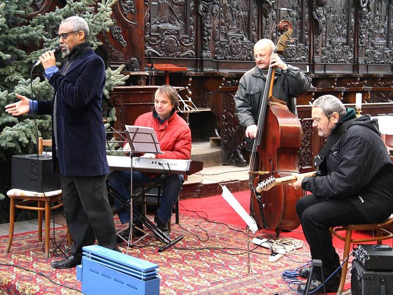 Neděle na Jazzfestu se odehrála v kostele